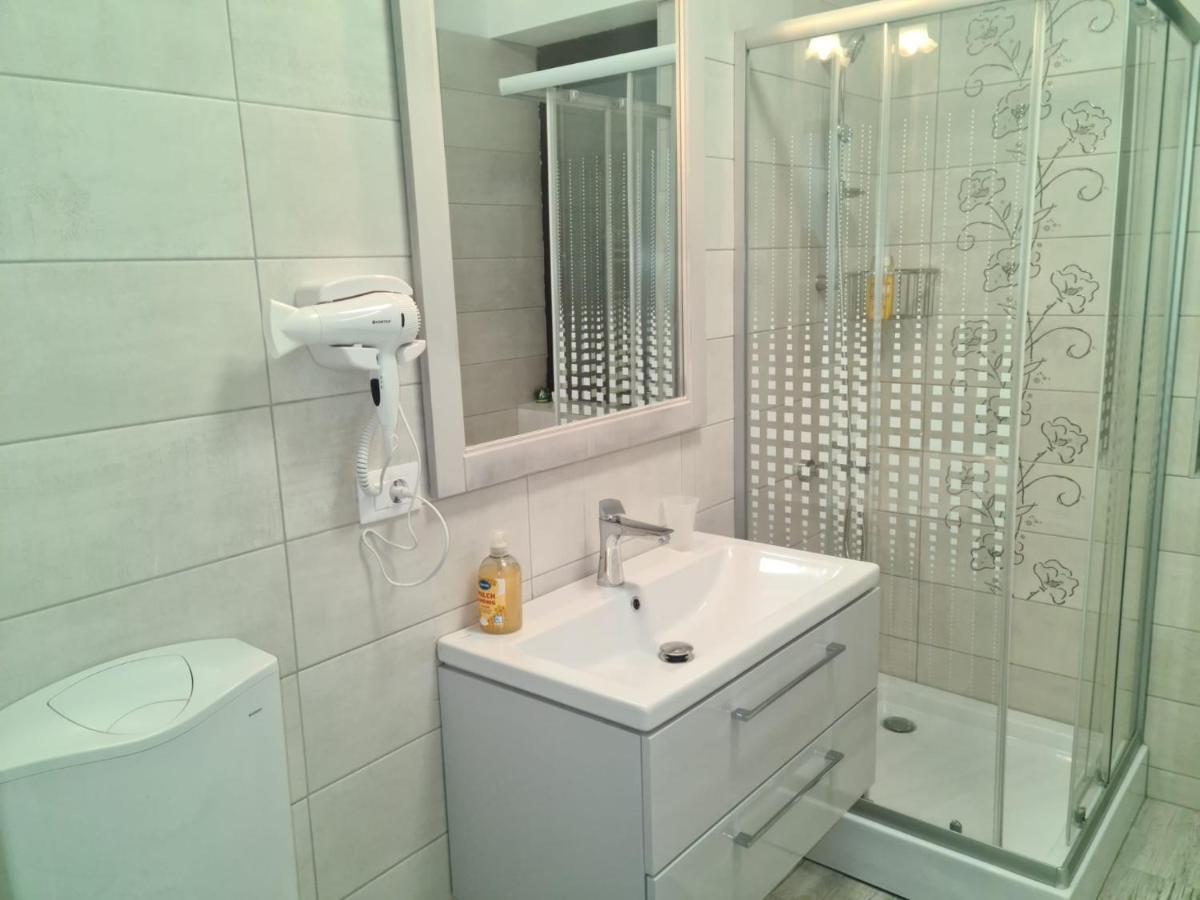 Apartament David Râmnicu Vâlcea Eksteriør bilde